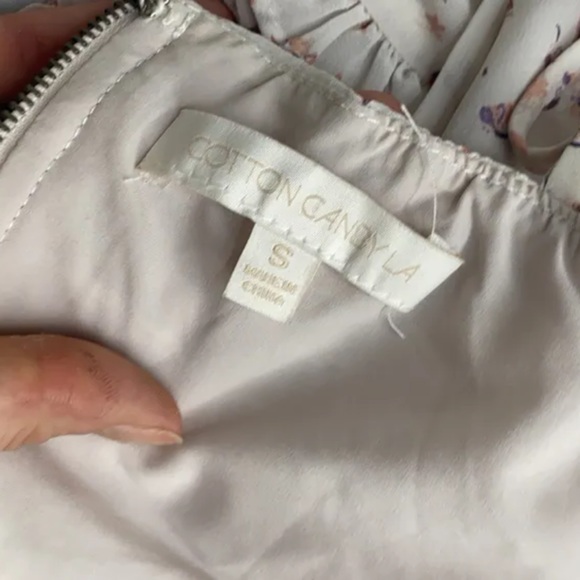 Floral Urban outfitters crop top with bow in front size S - Picture 4 of 4